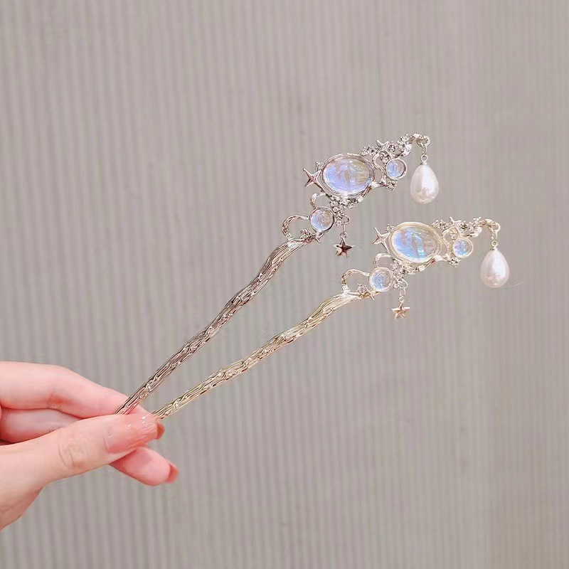 ムーンストーンのヘアピン、星とパールのタッセル付き – シル - Hair Care Ingredients のレビューと価格